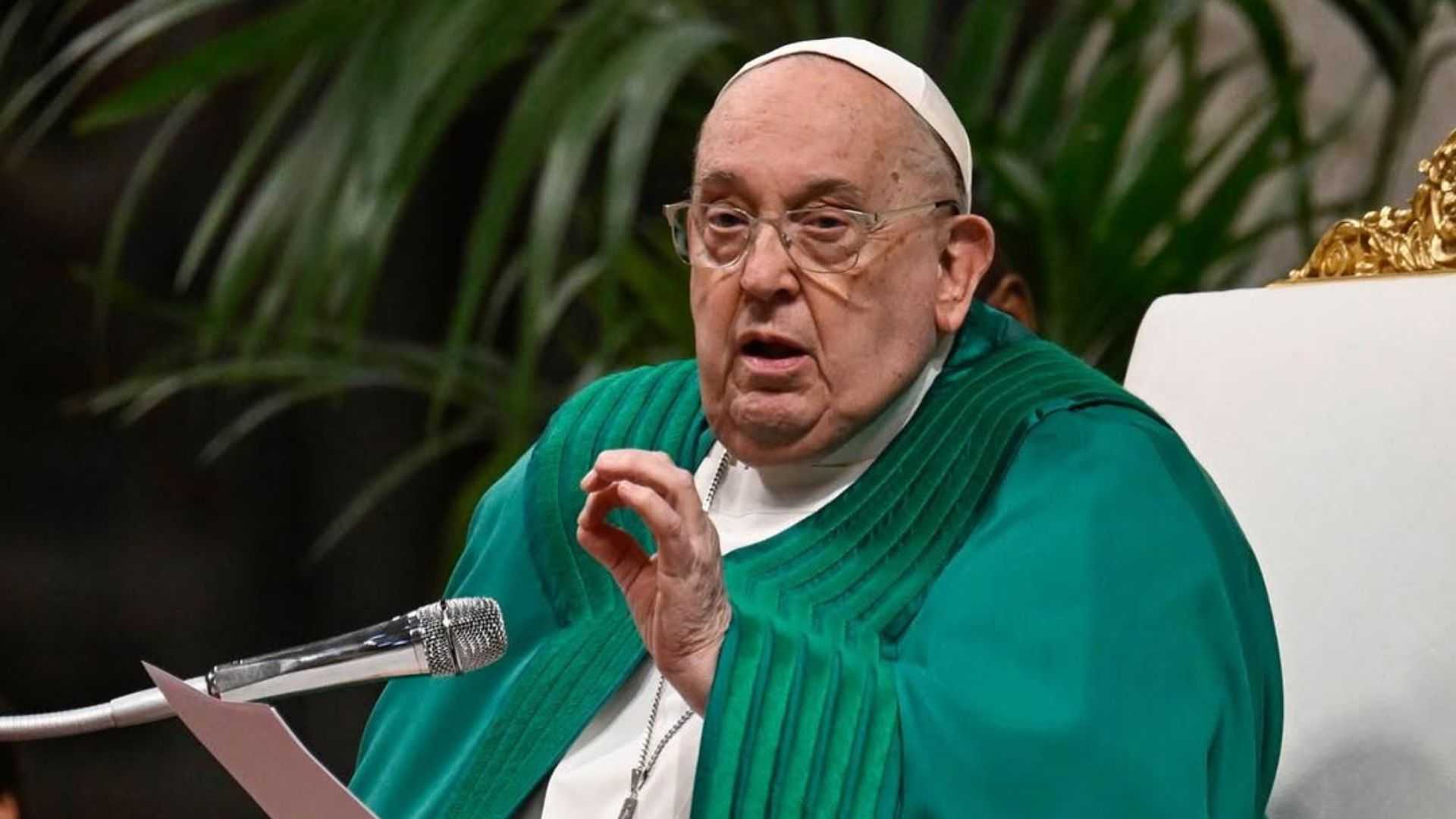 Pope Francis continues medical treatment as health picture remains 'complex'