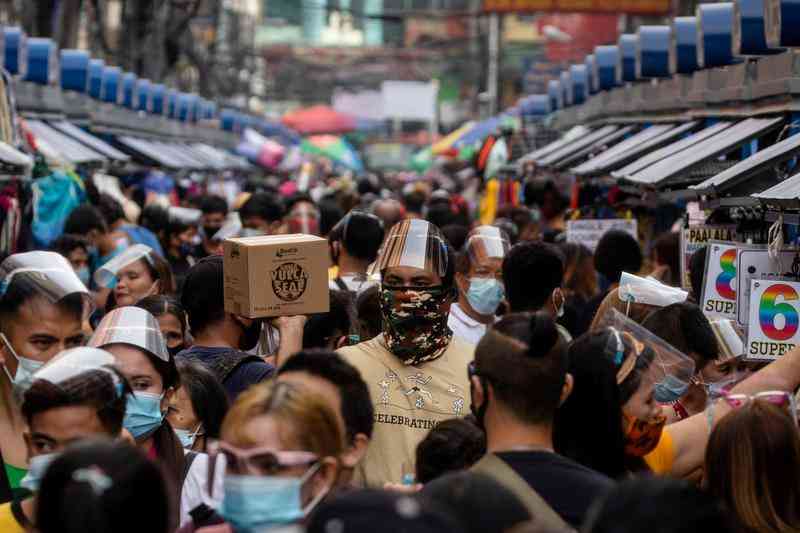 Prez Marcos to sign order allowing voluntary face masks indoors