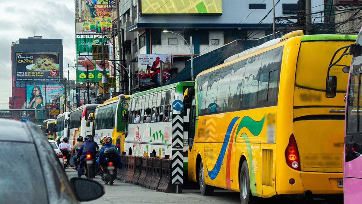 MMDA to allow provincial buses on EDSA from April 3 to 10