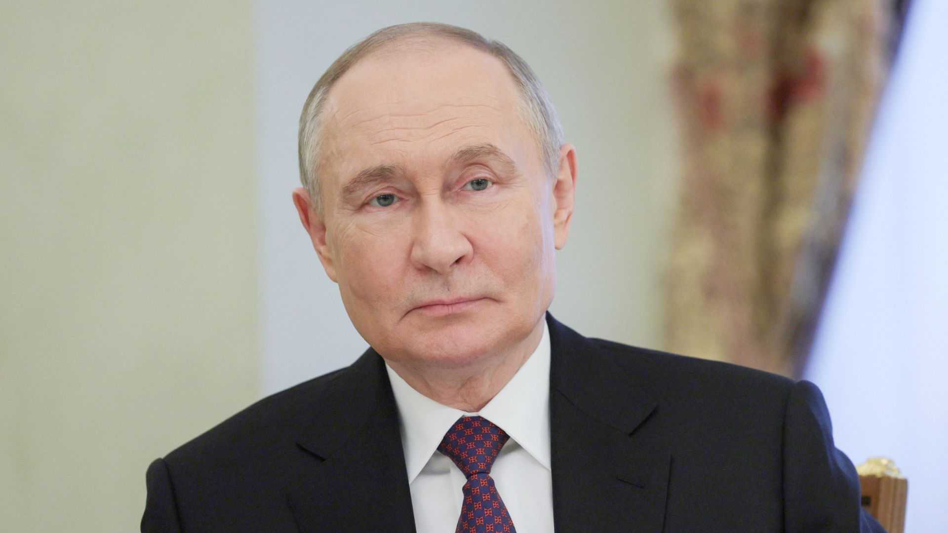 Putin orders Russian emergency planes to Iran after blast at port of Bandar Abbas