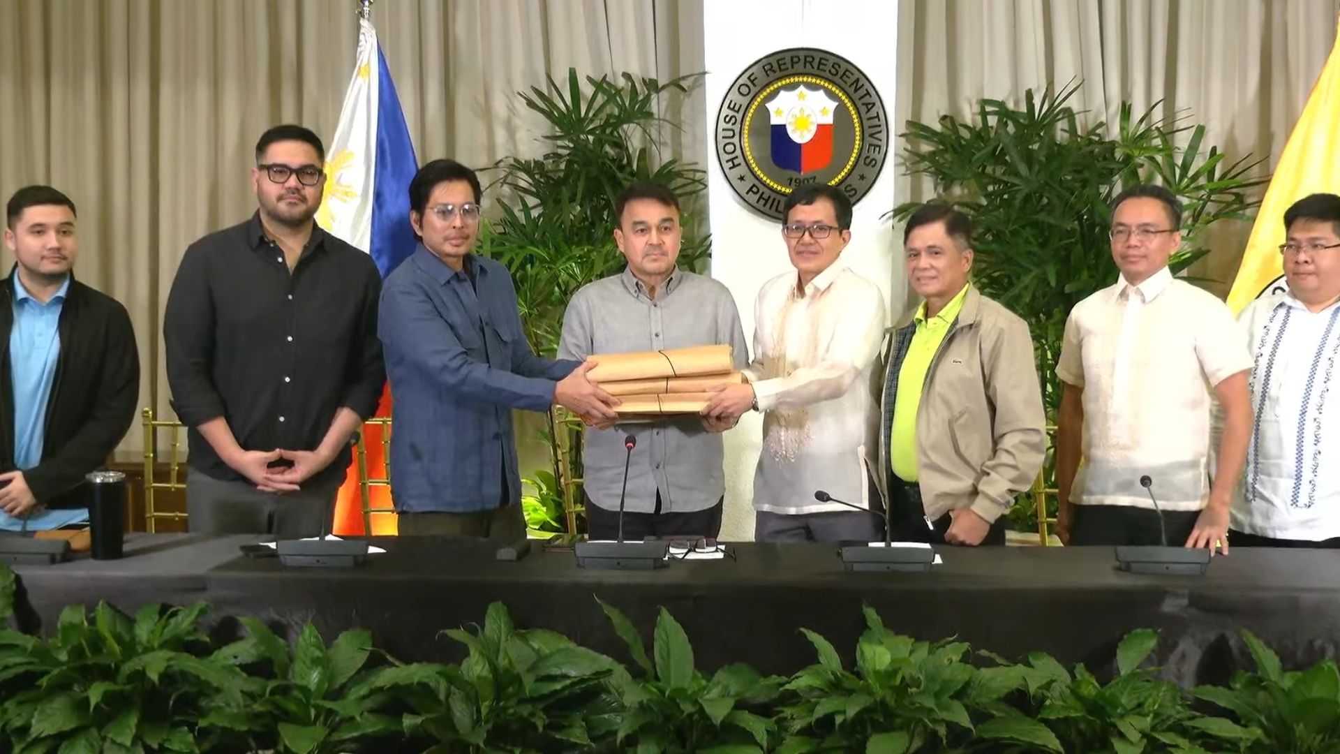 House quad-comm urge OSG to file cases vs Chinese nationals who acquired PH land