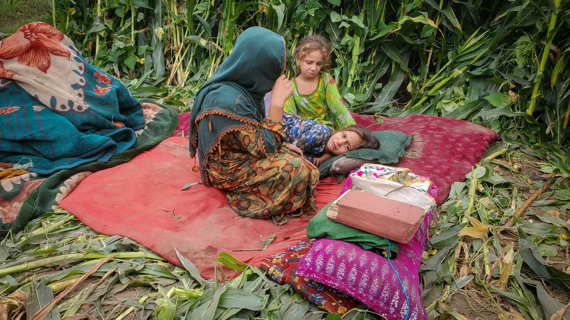 Rescuers in Afghanistan race to reach remote quake-hit mountain villages