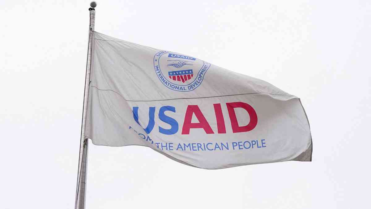 Risk of 2,000 new HIV infections a day after US aid freeze, UN says