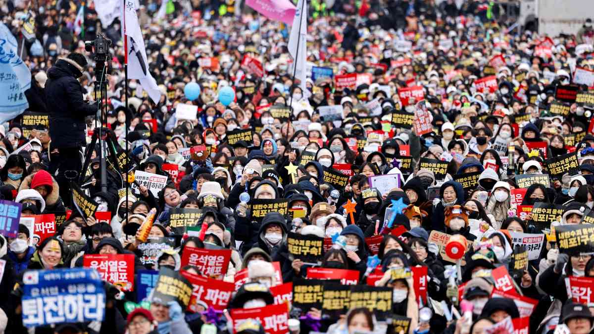 Rival protests over South Korea's impeached President Yoon held in Seoul