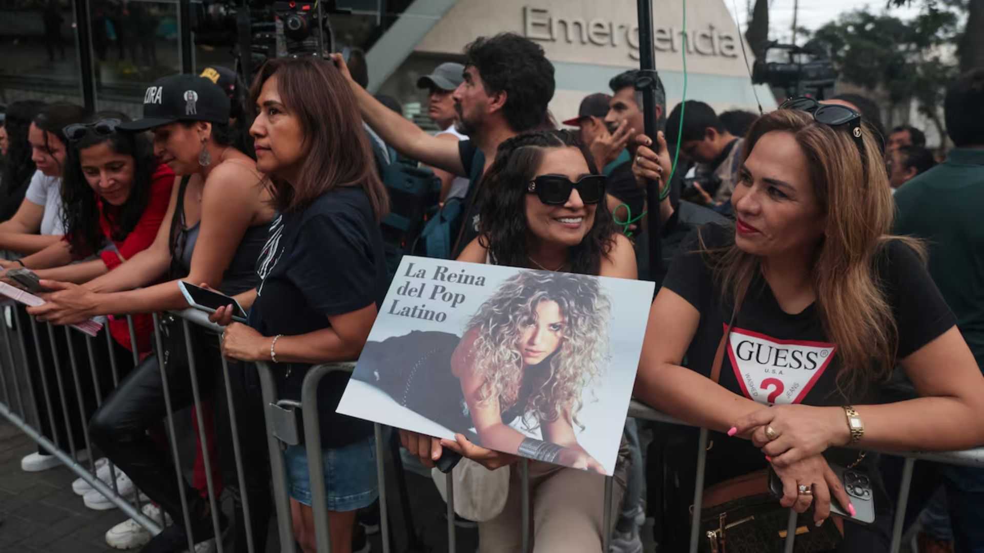 Singer Shakira hospitalized in Peru with stomach issue