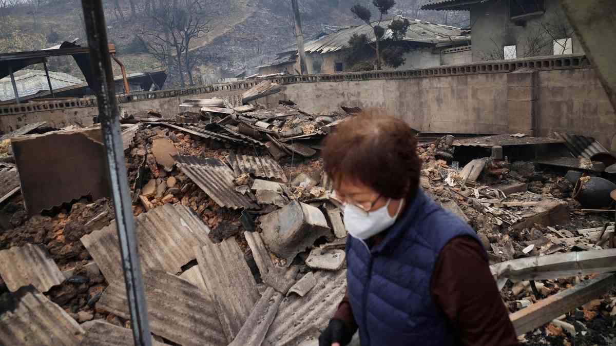 South Korea battles worst ever wildfires as death toll hits 26