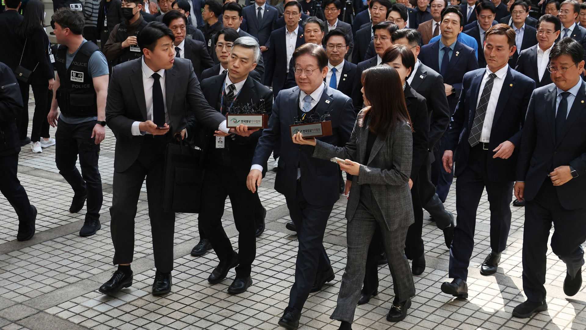 South Korea opposition leader Lee steps down amid expectations of presidential run