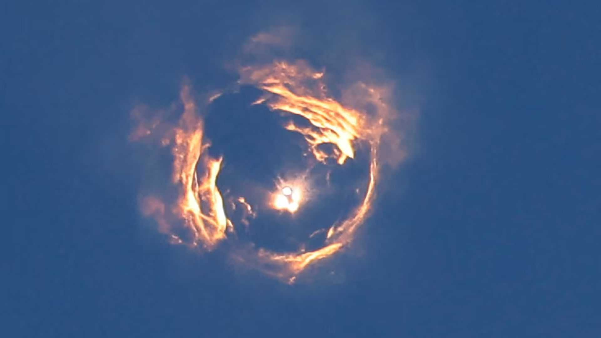 SpaceX's Starship explodes in space, again raining debris over Caribbean