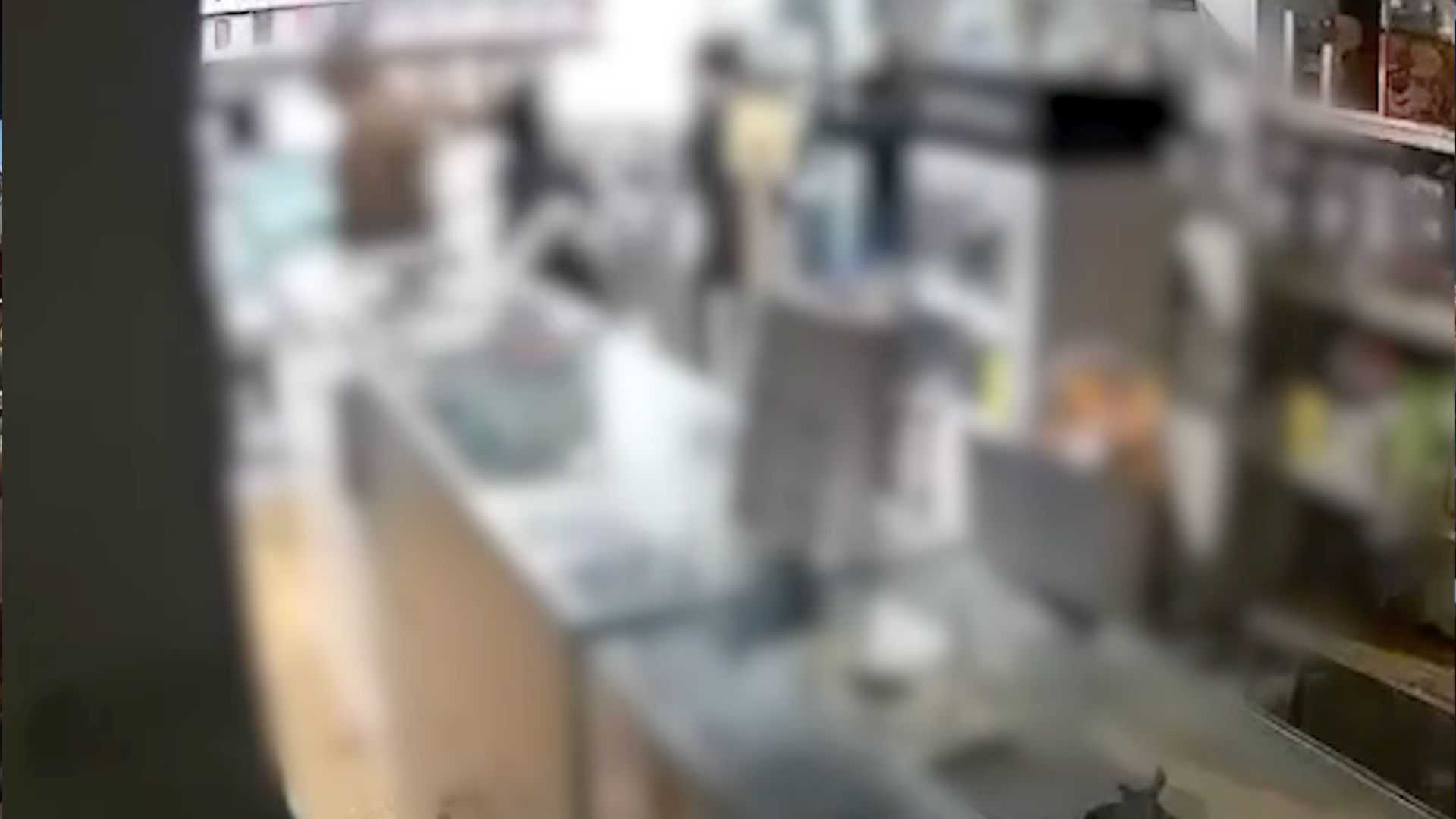 Store selling high-end phones robbed in Tondo, Manila; Over ₱5-M worth of items stolen