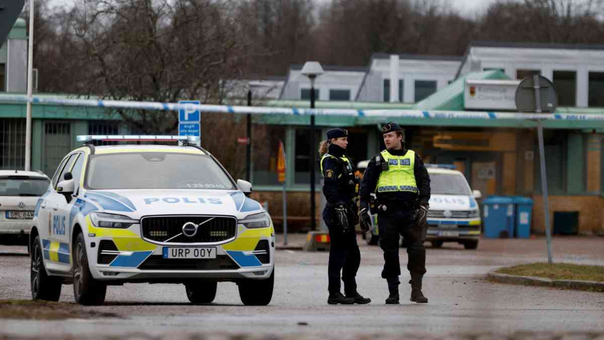 Swedish police confirm several licensed rifles found at scene of mass shooting