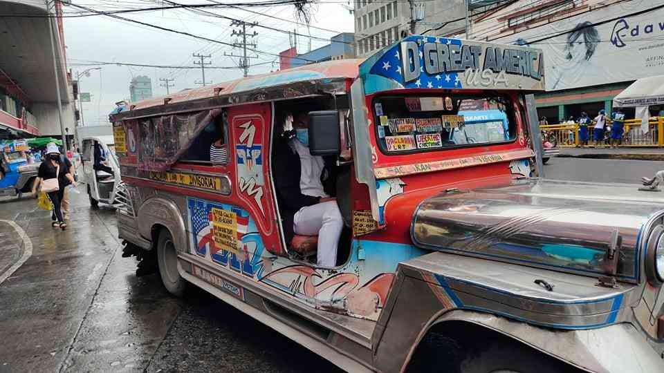 Transport group walks out during LTFRB hearing on P2 jeepney fare hike