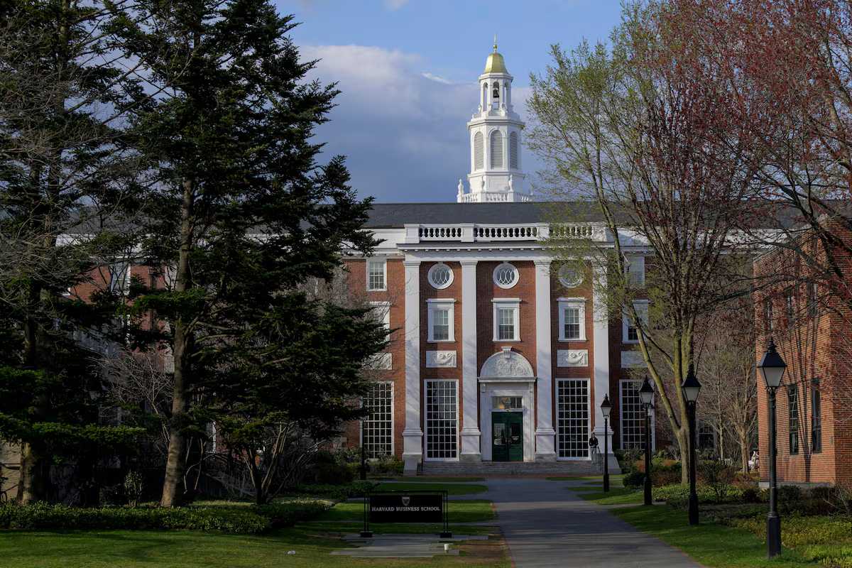 Trump signs proclamation to suspend student visas at Harvard