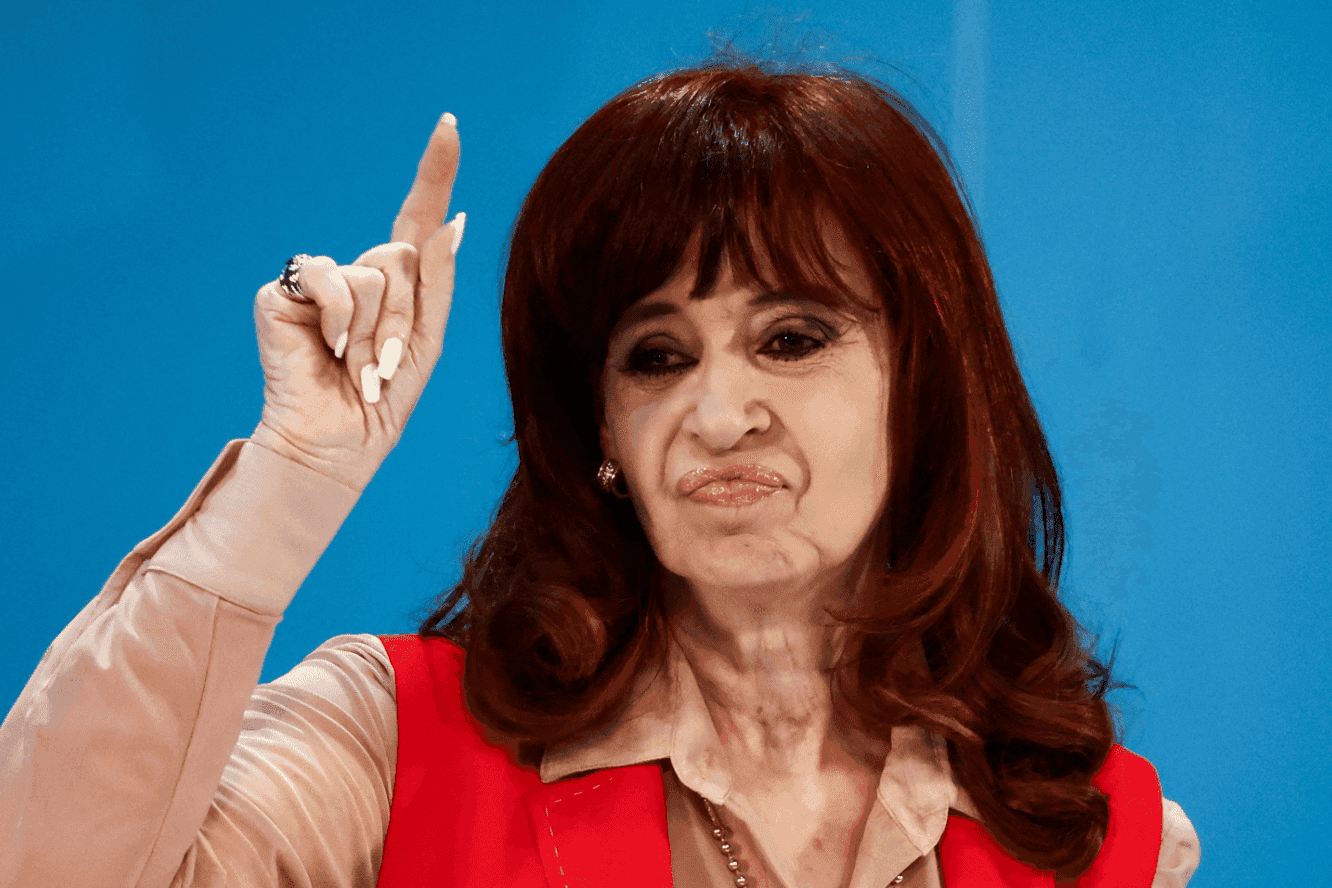 US bars ex-Argentine president Fernandez de Kirchner on graft accusations