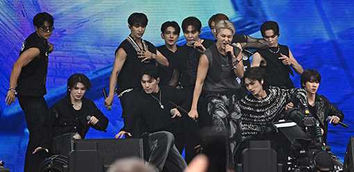 U.S. fans celebrate K-pop group Seventeen amid company tussle