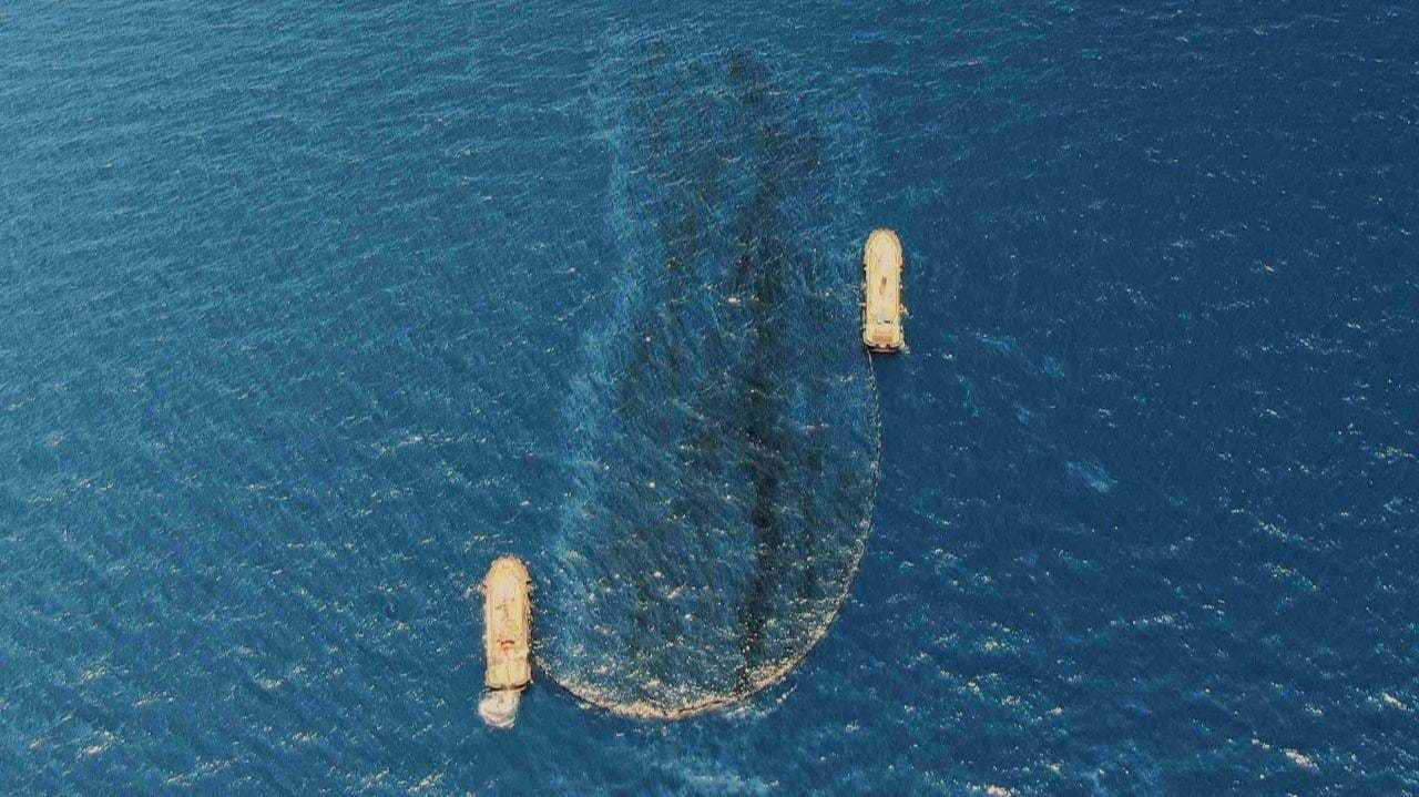 US gov’t assures assistance in Mindoro oil spill clean-up - DND Secretary