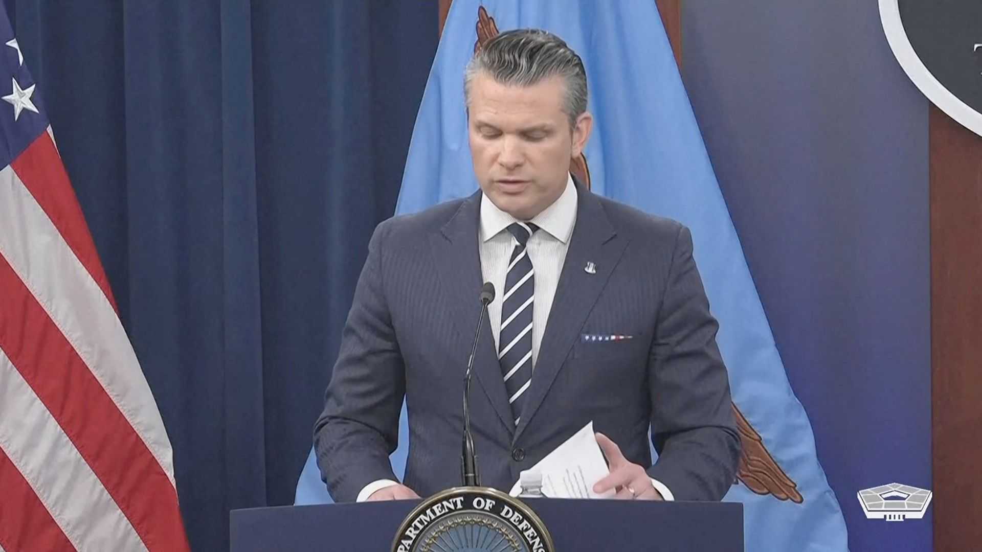 US warns against Iran retaliation as Trump raises 'regime change'