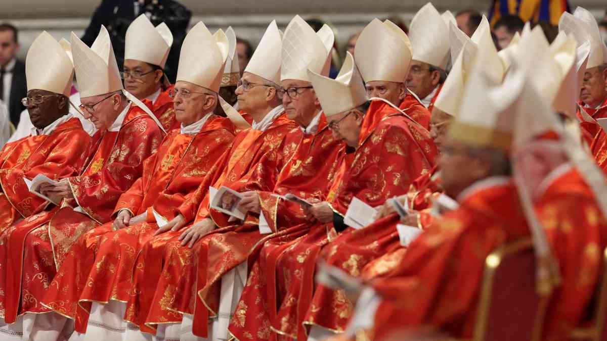 Vatican conclave to pick new pope, world awaits white smoke