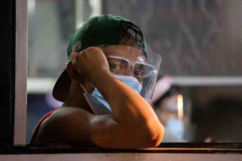 DOH recommends voluntary use of face shield in Alert Level 2 areas